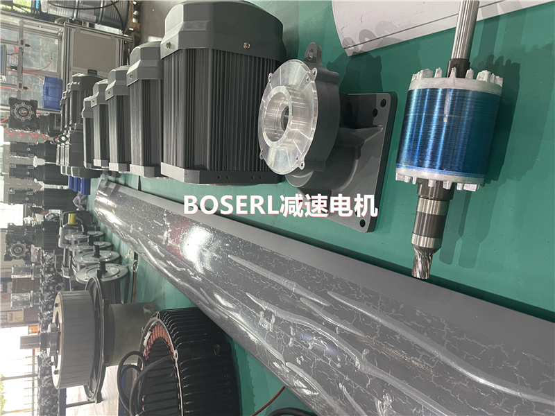 1690946698218306.jpg 齒輪減速機(jī)加電機(jī)